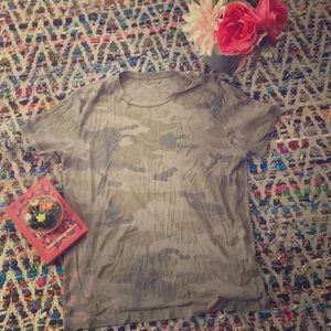 This is an Express camouflage T-shirt!!
